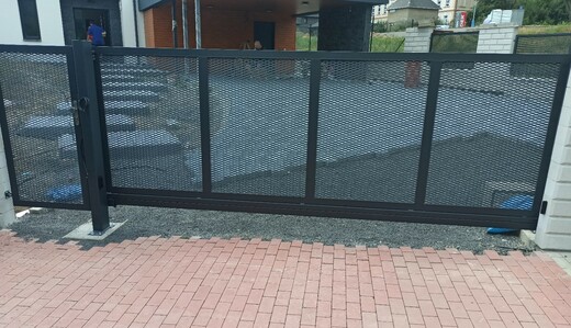Samonosá brána a branka výplň tahokov RAL7016 antracit