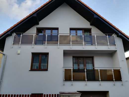 Nerezové zábradlí na balkon rodinného domu