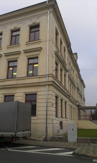 Výměna svodů školy